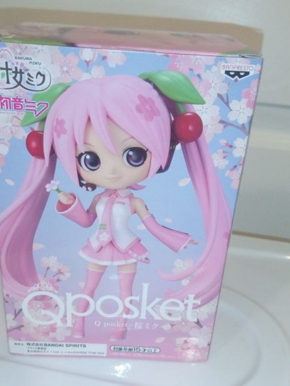 Ban Dai Qposket Sakura Pink Hatsune Miku 6" Figure